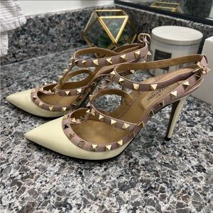Valentino Garavani Rockstud Heels
